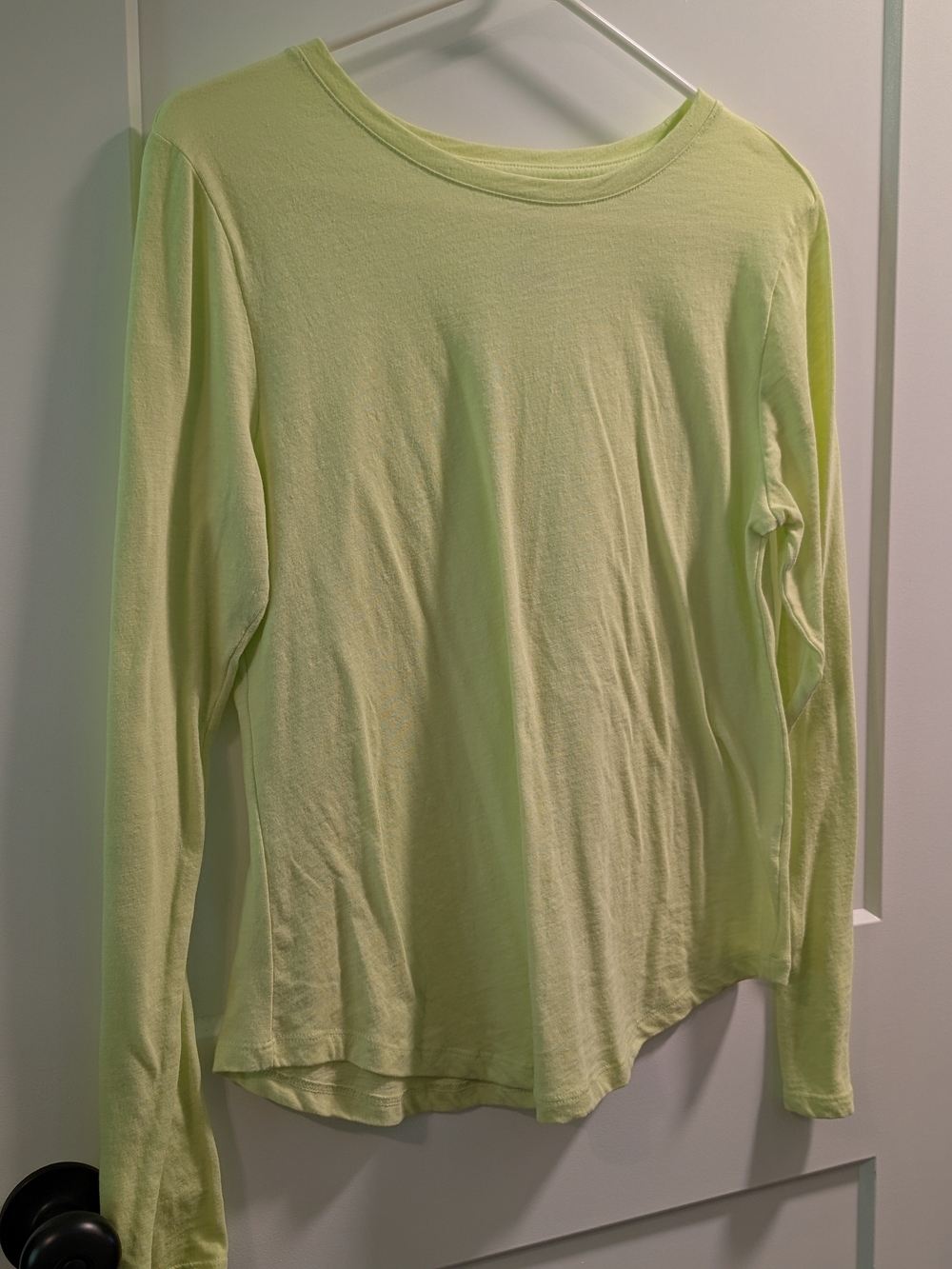 Sonoma Women's Long-Sleeve Crewneck Shirt - Light Green